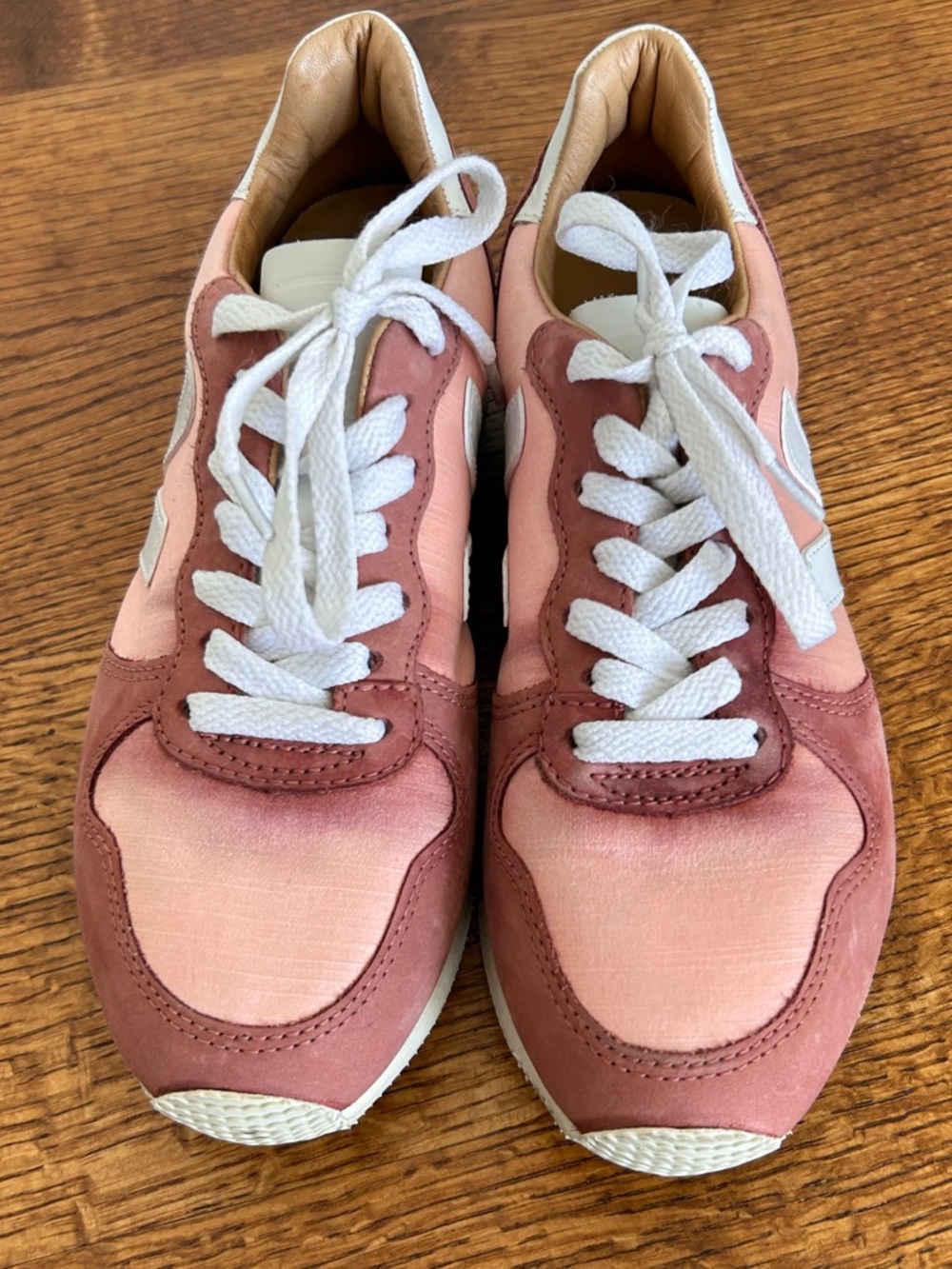 VEJA LEATHER/SATIN CASUAL SHOES - Picture 2 of 7